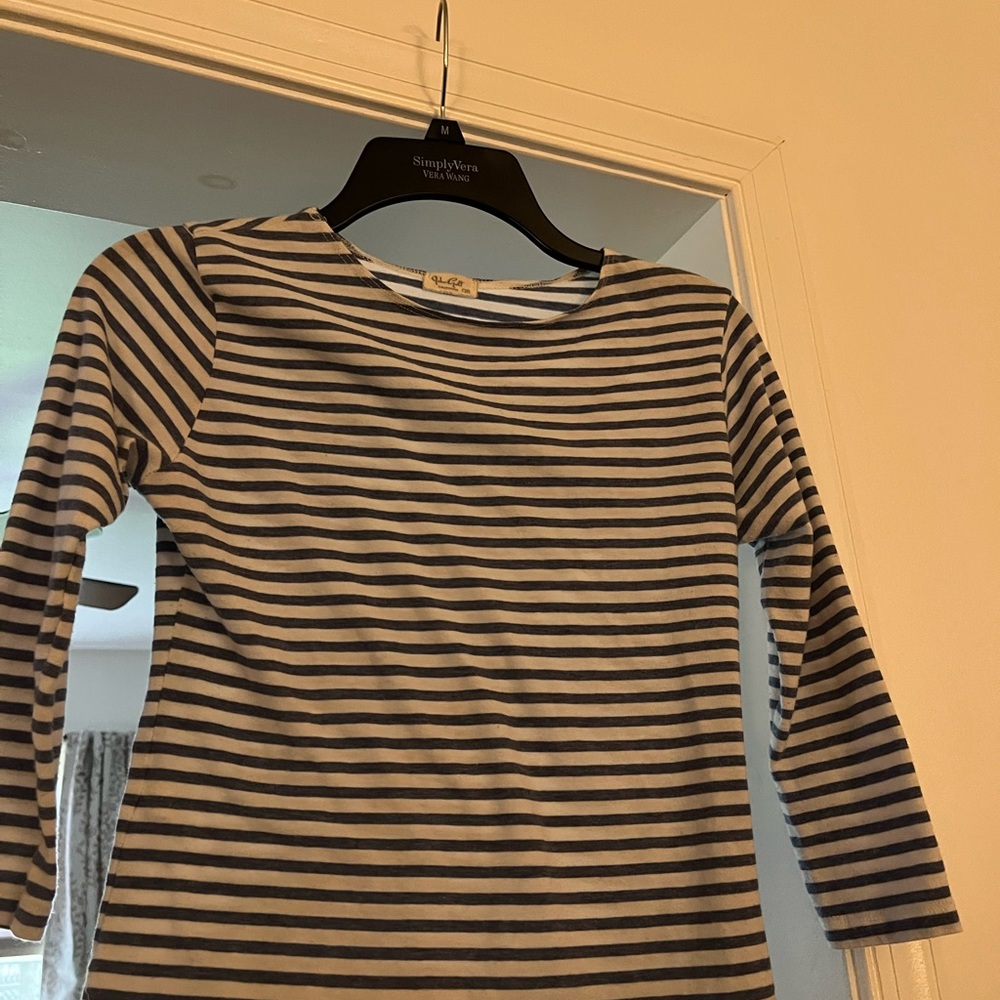Striped top - Picture 3 of 6